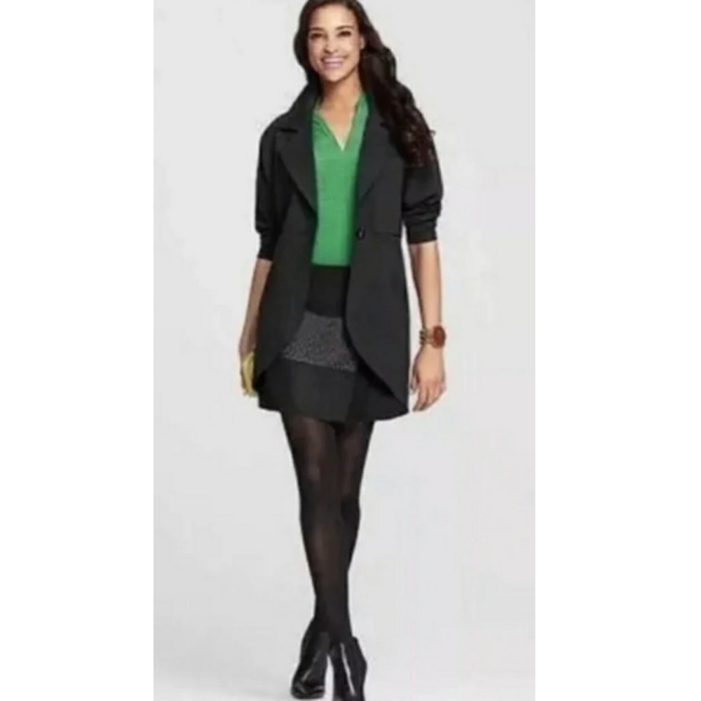 CAbi Black Quilt Textured Print Wrap Mini Skirt XSmall - Picture 3 of 14